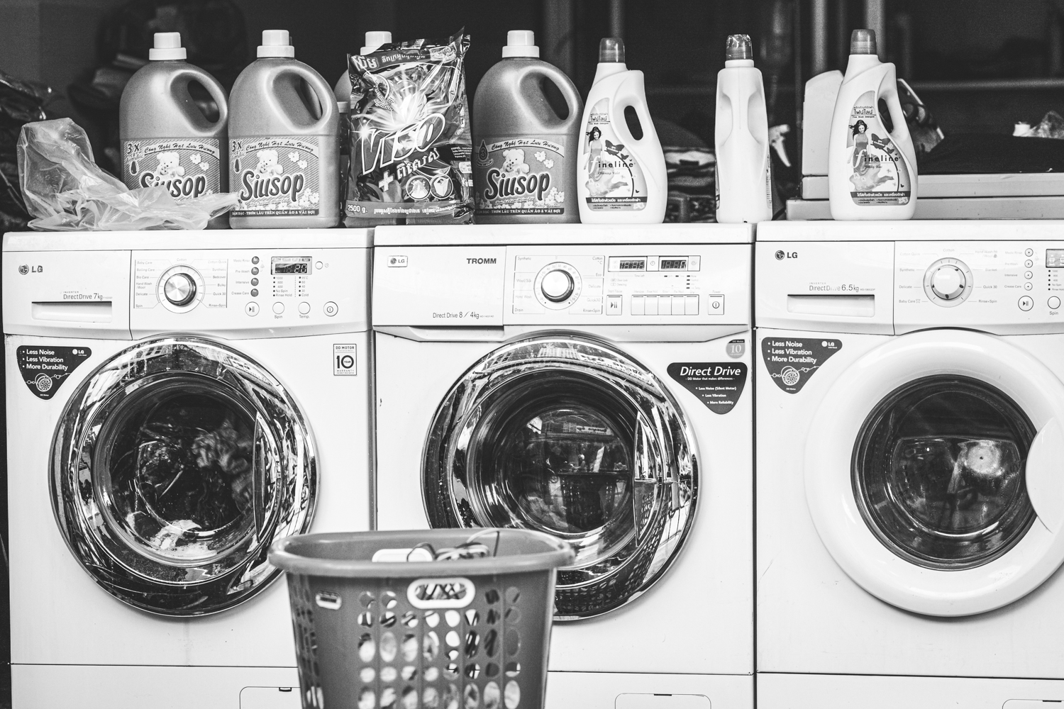 24 Hour Laundromats Tahnia Roberts Artworks 24-hour-laundromats-tahnia-roberts-artworks