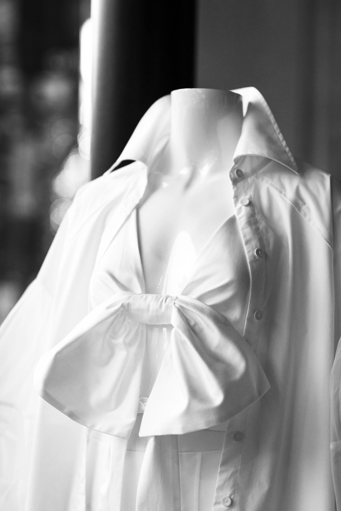This white Cupid bow top from Gail Sorranda is a cute addition to a pair of Veils pants.